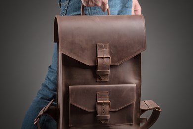 BACKPACK LEGEND // BROWN